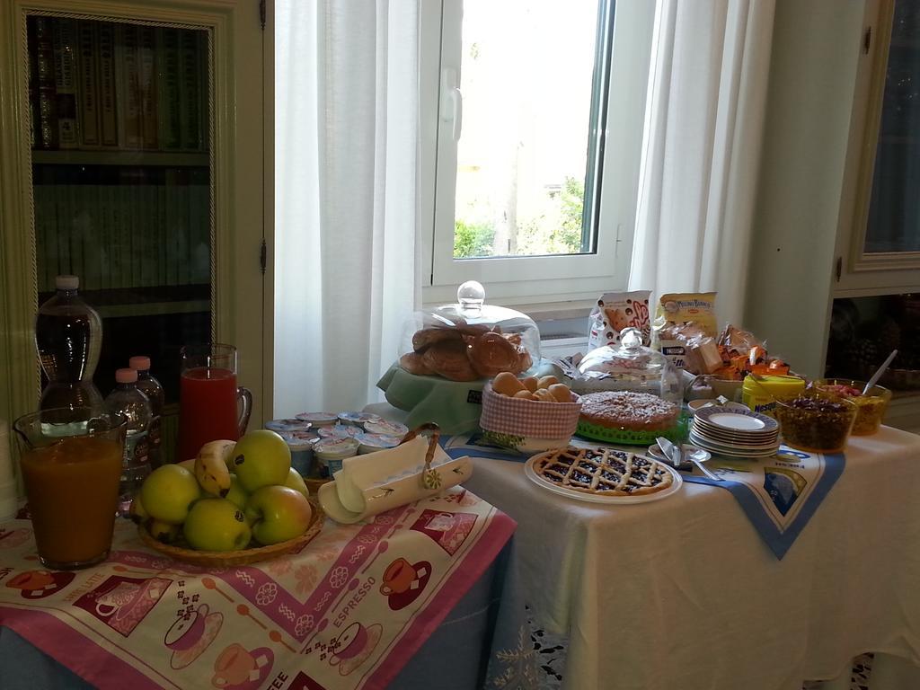 Bed And Breakfast Romantica Evasione Sutri Exterior foto