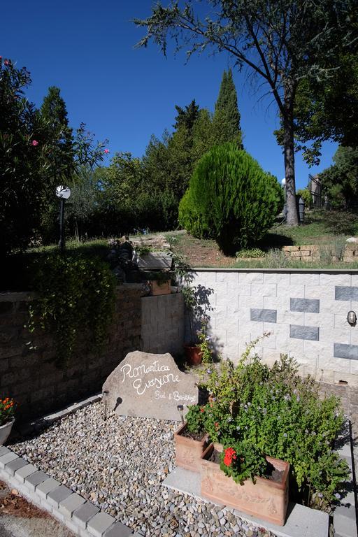 Bed And Breakfast Romantica Evasione Sutri Exterior foto